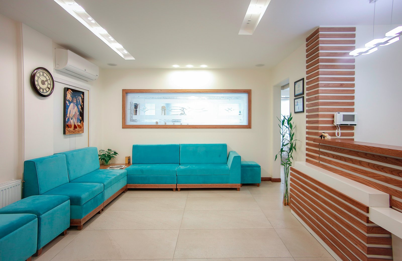 Recepción y sala de espera